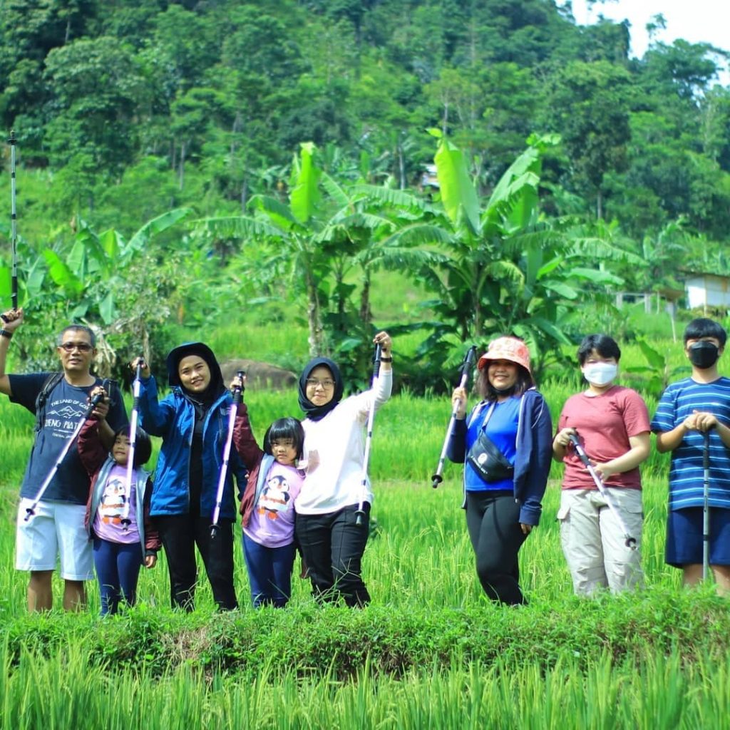 trekking sentul pemula atau easy